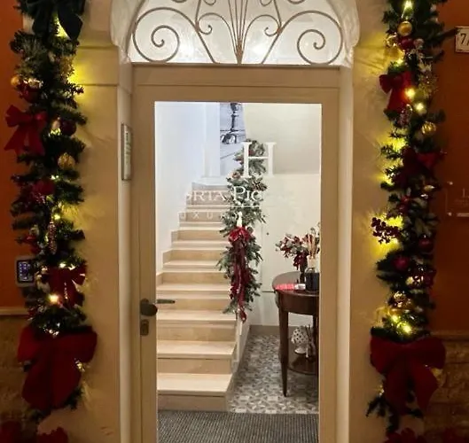 Porta Piccola Luxury Home
